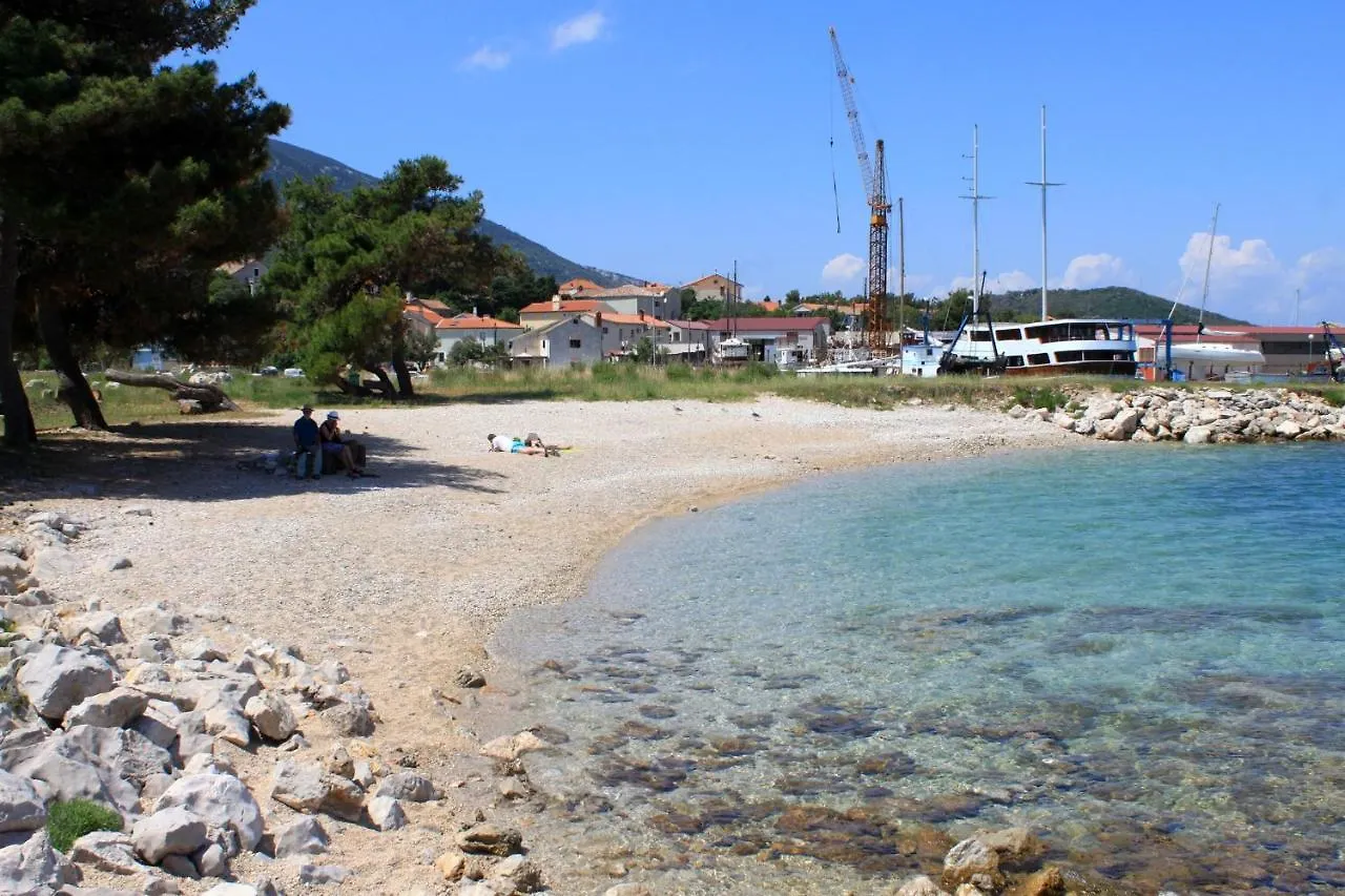 Apartments With A Parking Space Nerezine, Losinj - 2518