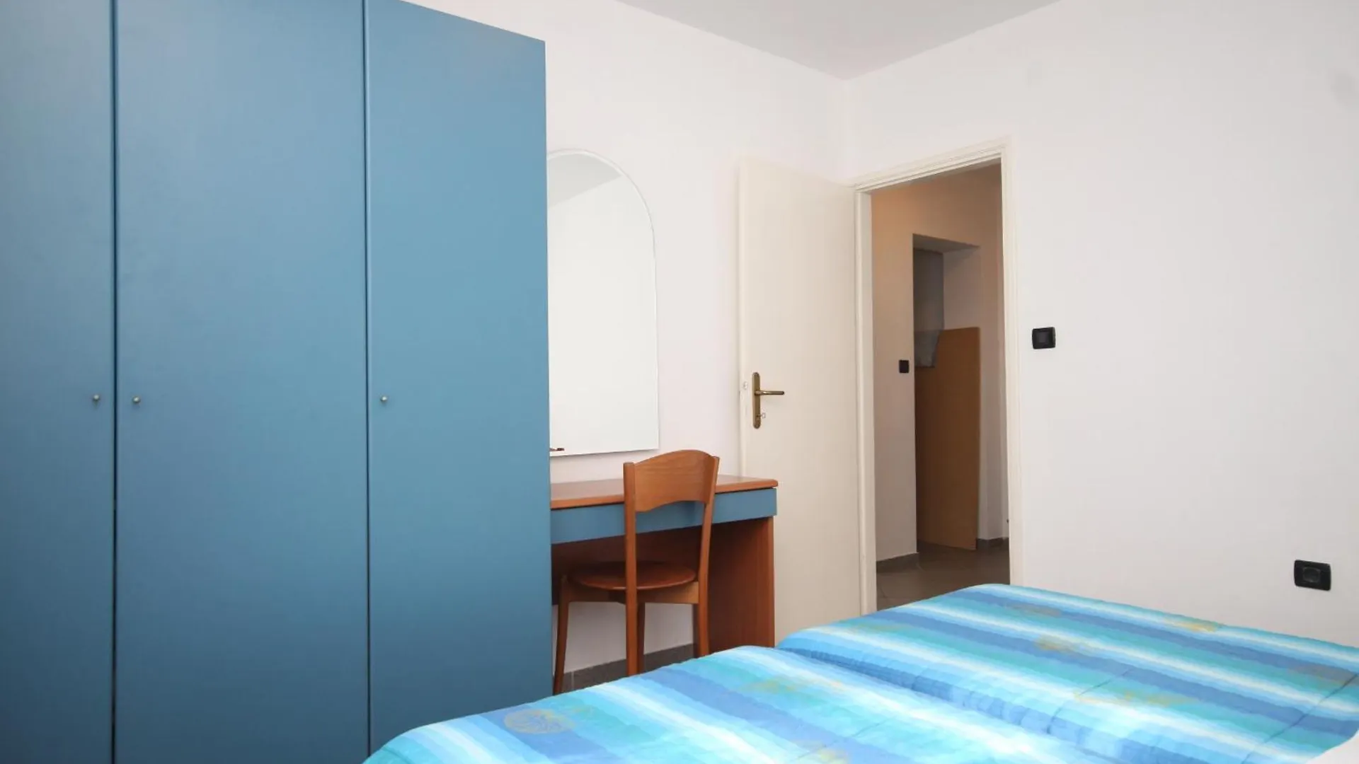Apartments With A Parking Space Nerezine, Losinj - 2518 Nerezine
