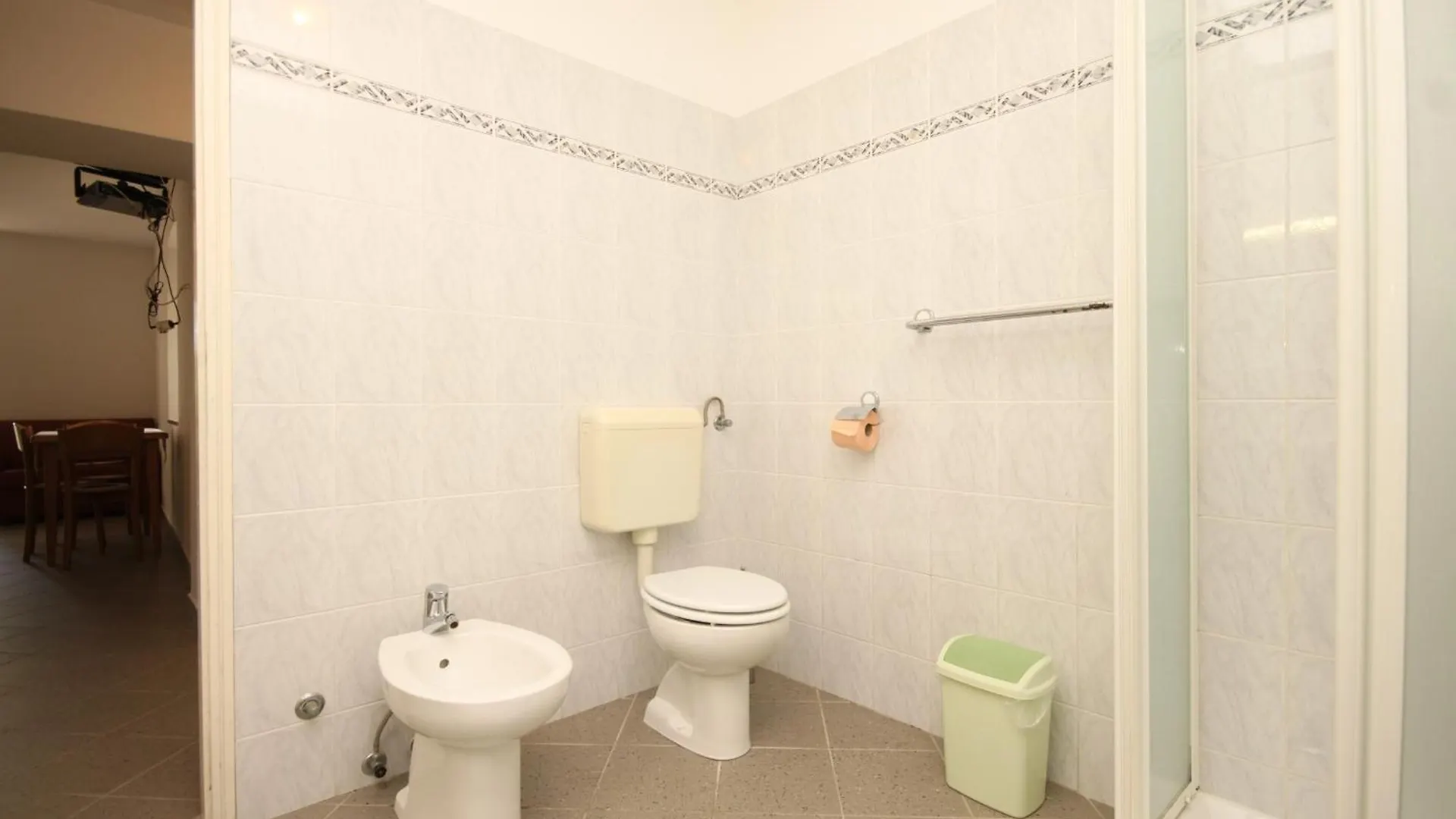 Apartments With A Parking Space Nerezine, Losinj - 2518 Nerezine