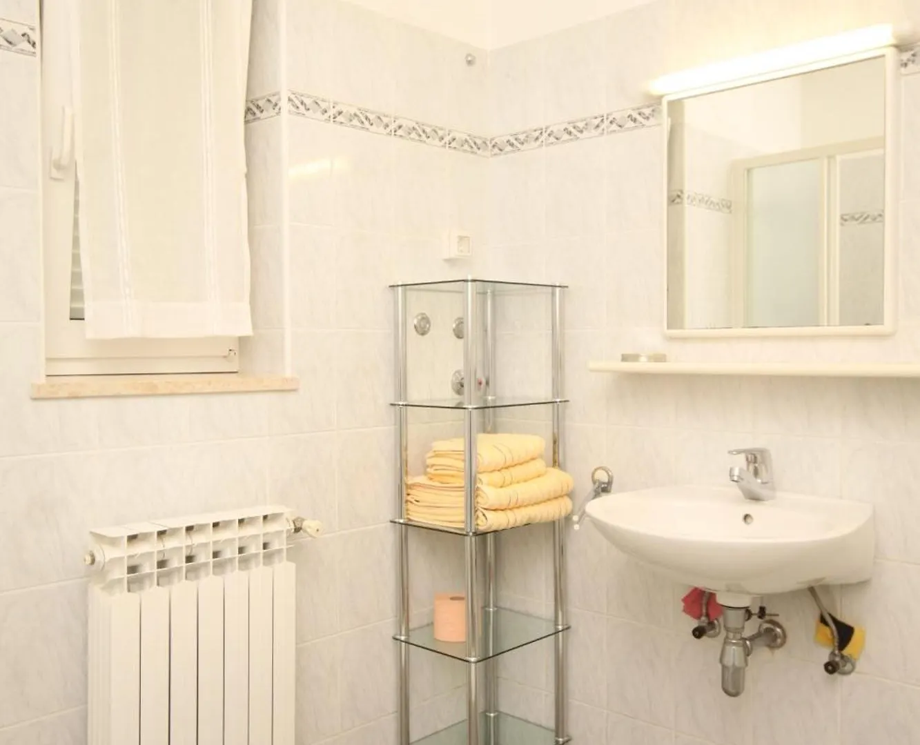 Apartments With A Parking Space Nerezine, Losinj - 2518 Croatia